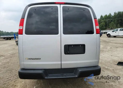 2024 Chevrolet Express G2500 Ls z USA, uszkodzony, nr VIN 1GAWGEFP1R1159763